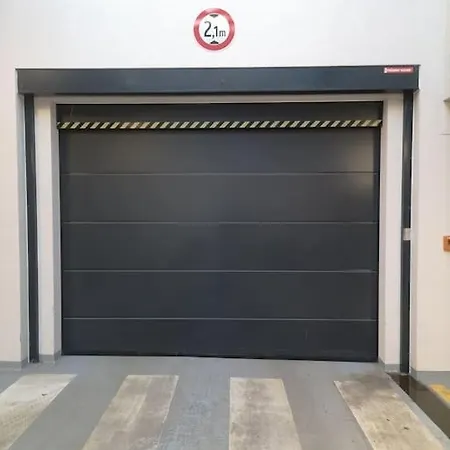 Apartmán M&m2 Near Center With Free Parking - Ac