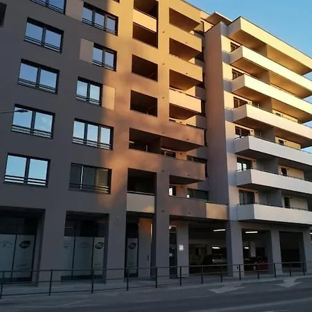 Apartament M&m2 Near Center - Free Garage Parking - Ac