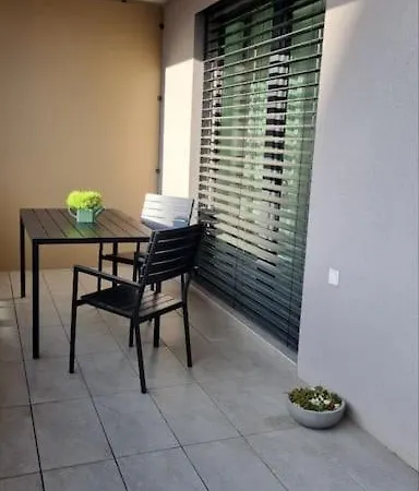 M&m2 Near Center With Free Parking - Ac Apartmán Košice