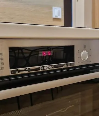 M&m2 Near Center With Free Parking - Ac Apartmán