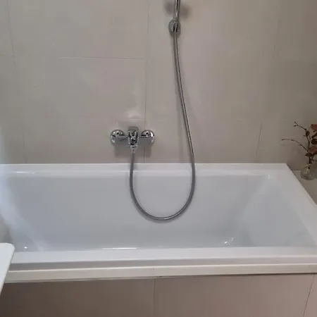 M&m2 Near Center With Free Parking - Ac Apartmán Košice