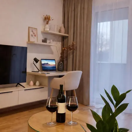 Apartment M&m2 Near Center With Free Parking - Ac Kosice