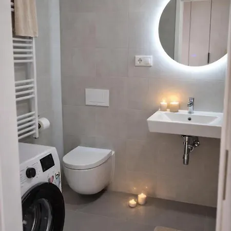 M&m2 Near Center With Free Parking - Ac Apartment Kosice